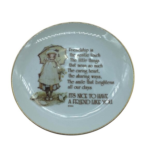 Vtg 1976 Friendship Genuine Porcelain Plate Gold Rim 6" Lasting Memories - Picture 2 of 4